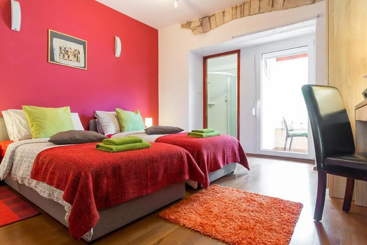 Room Dante Square - Top City Centre Pula Croatia